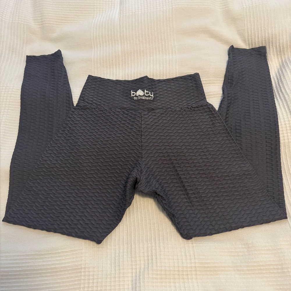 EUC Booty by Brabants gray cropped leggings - OSFM